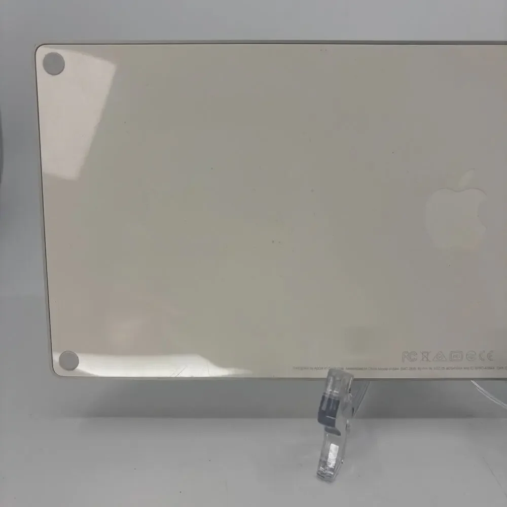 Apple Magic Keyboard A1644 Wireless Bluetooth Keyboard Silver White